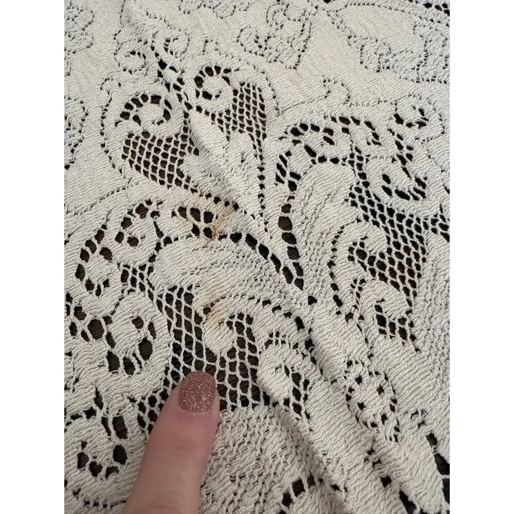 Vintage Ivory Lace Tablecloth 77”x50” Floral Medallion Picot Edge Rectangle